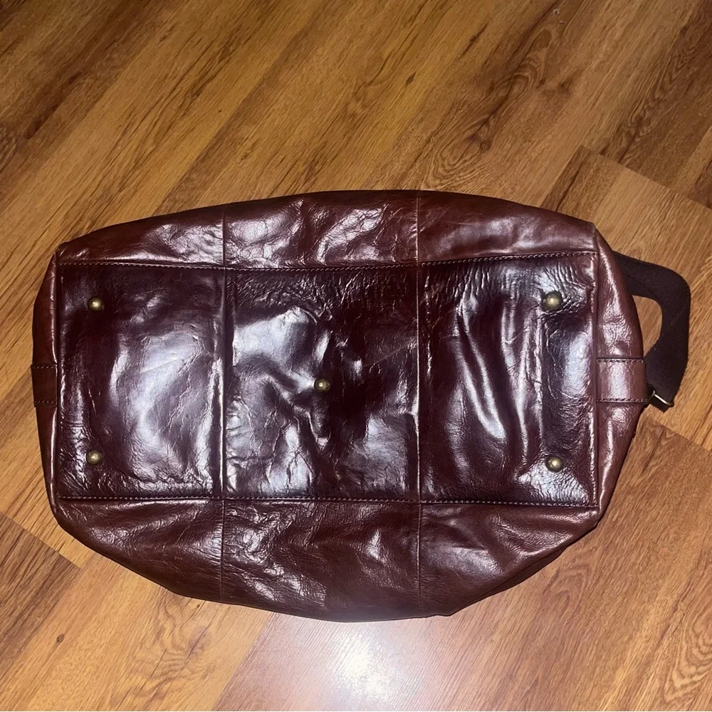 Fossil Men's Dark Brown Leather Duffel with Brass Hardware